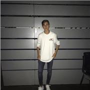 Mi nombre es Diego, soy estudiante de 1 de bachillerato y ofrezco clases de refuerzo de matemáticas y física para alumnos de ESO y primaria